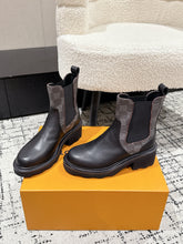 China Replica LV Women Shoes 136usd Only
